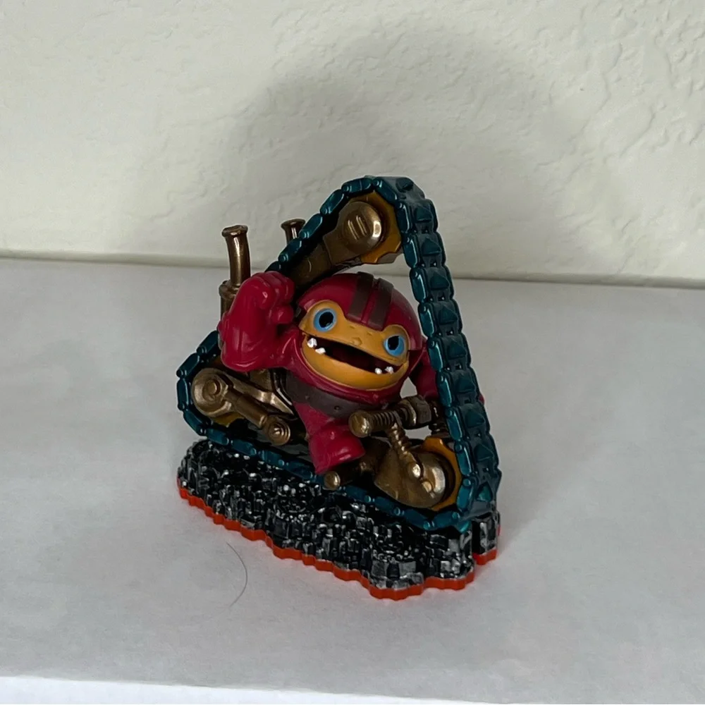 Tread Head Skylander for Skylanders Trap Team Giants Spyro’s Adventure.